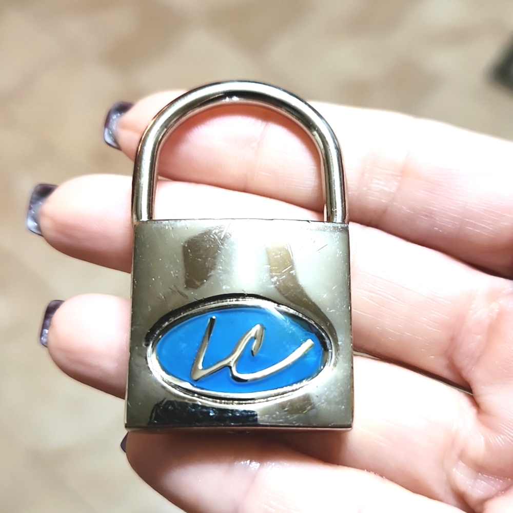 Liz Claiborne Logo Lock Key Fob